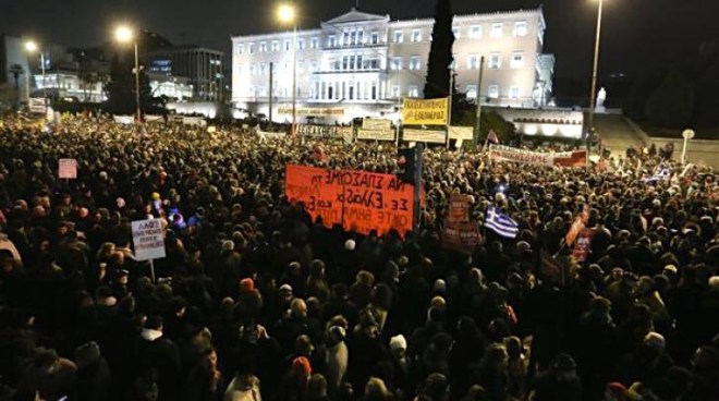 Από τη συγκέντρωση της προηγούμενης Τετάρτης ενάντια στους εκβιασμούς της ΕΕ. Φωτό από left.gr