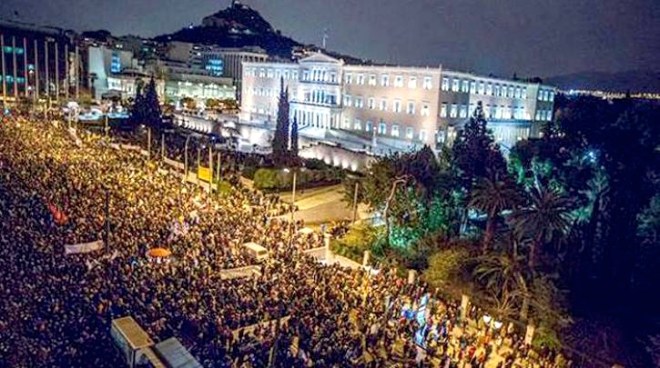 Σύνταγμα 12 Φλεβάρη 2015.  Φωτό Seyit Edlogan.