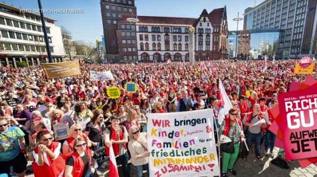 Από πρόσφατη απεργιακή πορεία στη Φρανκφούρτη.