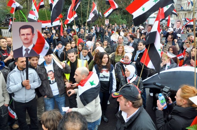 Διαδήλωση για τη νίκη της Συρίας στο Λονδίνο. 