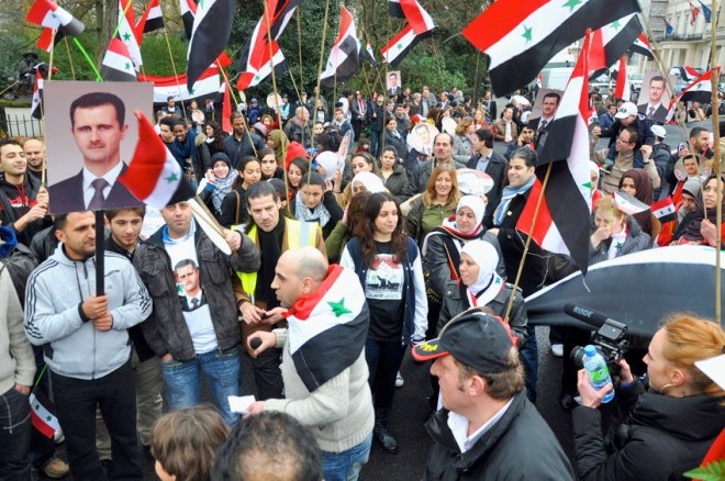 Διαδήλωση για τη νίκη της Συρίας στο Λονδίνο.