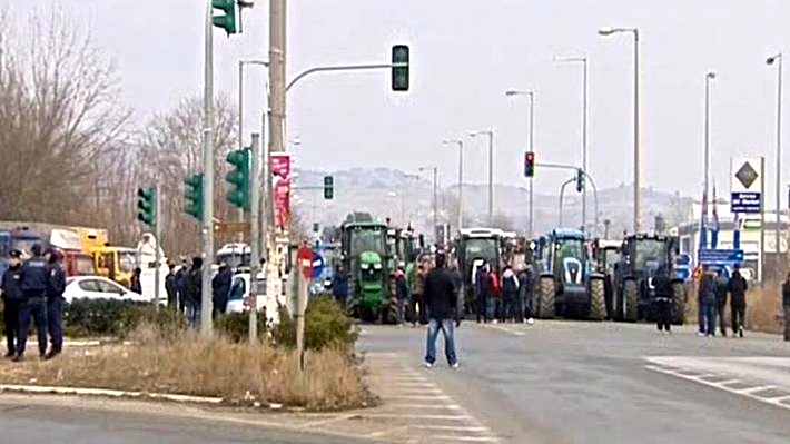 %ce%bb%ce%b5%cf%85%ce%ba%cf%8e%ce%bd%ce%b1%cf%82-%cf%83%ce%ad%cf%81%cf%81%ce%b5%cf%82-%cf%80%cf%81%ce%bf%ce%bc%ce%b1%cf%87%cf%8e%ce%bd%ce%b1%cf%82