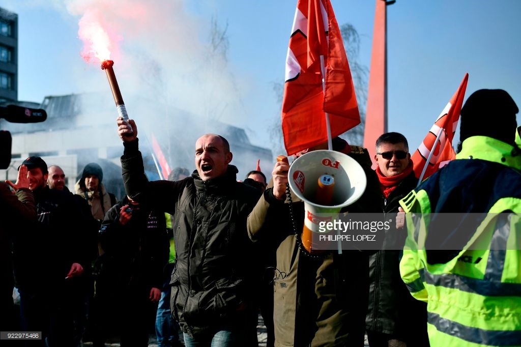 Sarl nte Gkol apergia Air France 22:2:18