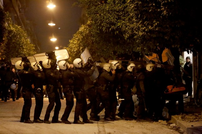 ΚΟΥΚΑΚΙ ΑΝΑΚΑΤΑΛΗΨΗ ΚΤΗΡΙΩΝ ΑΠΟ ΑΝΤΙΕΞΟΥΣΙΑΣΤΕΣ